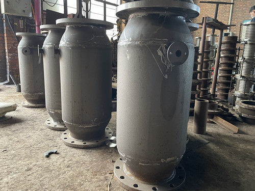 熱網(wǎng)除污器：以心為本，打造有溫度的工業(yè)守護者